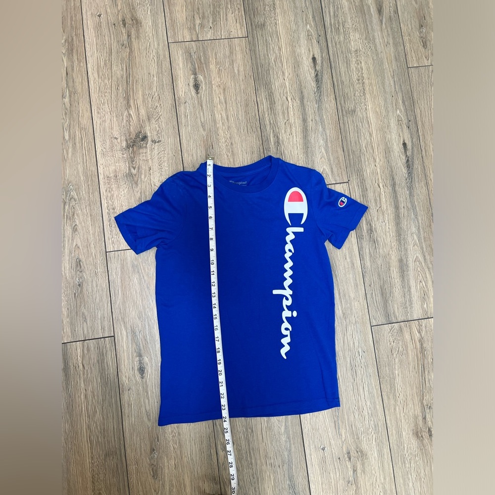 Kids champion logo tee shirt